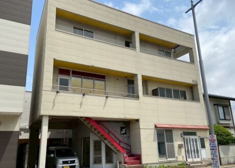鶴岡市昭和町【貸住居付店舗】